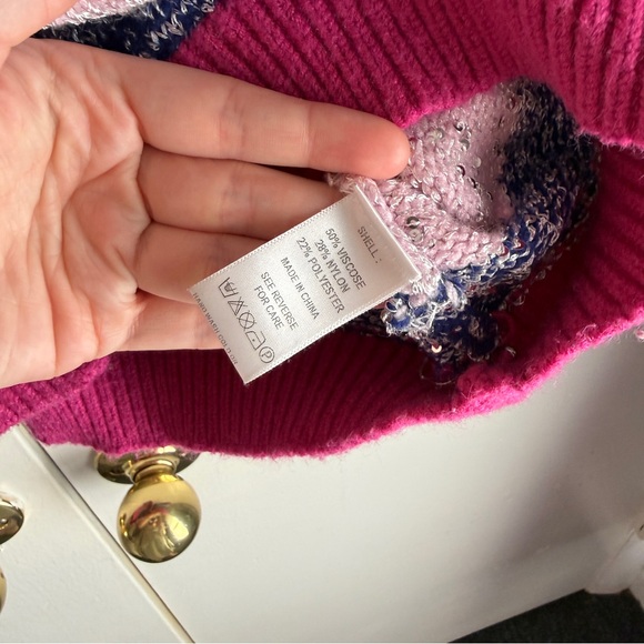 Olivia Rubin Mika Cardigan Rainbow Stripes Women’s Size Large - Picture 11 of 13